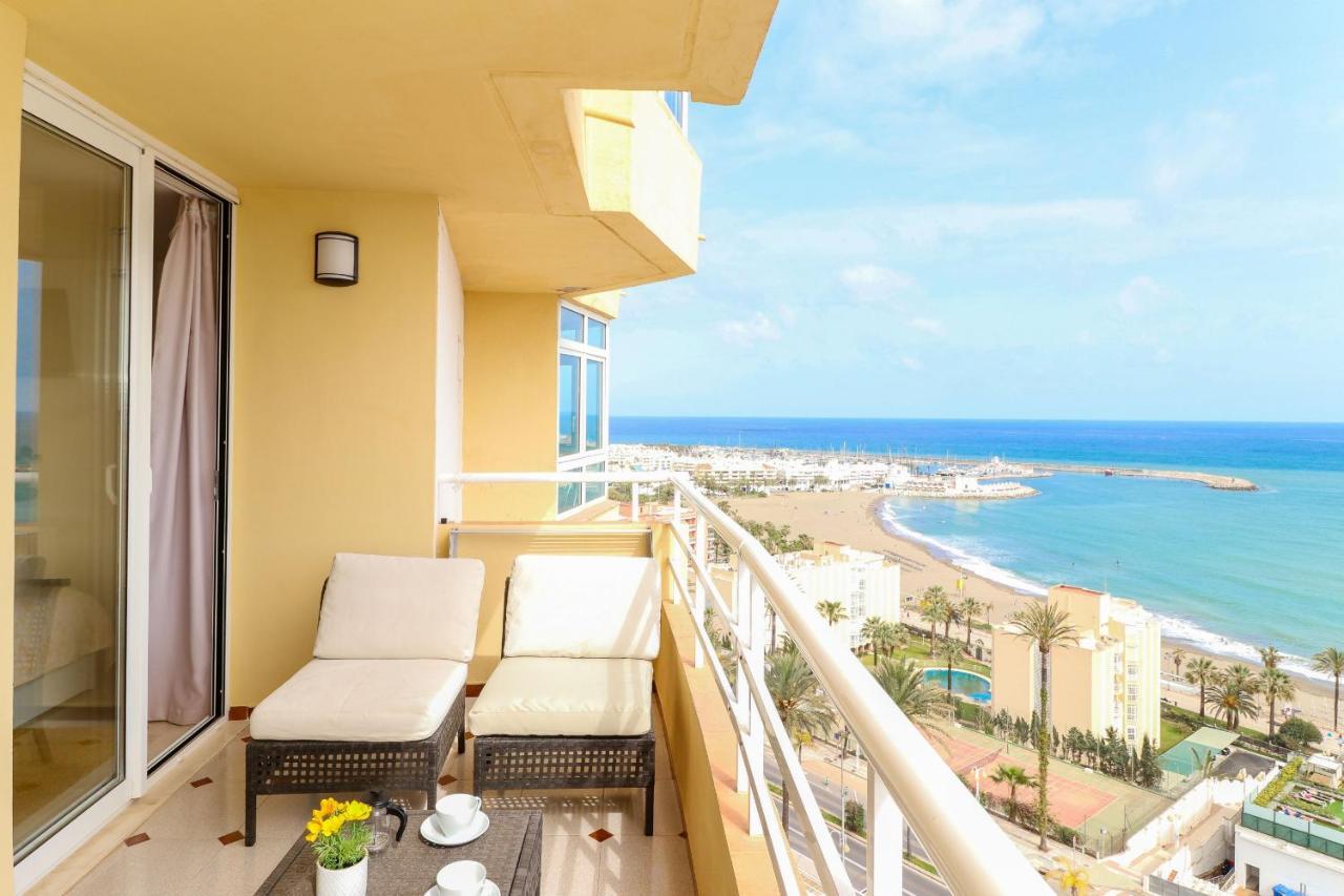 Appartamento Penthouse With Panoramic Views - Puerto Marina Benalmádena Esterno foto
