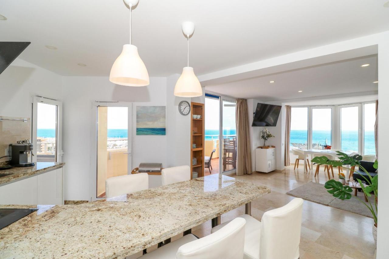 Appartamento Penthouse With Panoramic Views - Puerto Marina Benalmádena Esterno foto