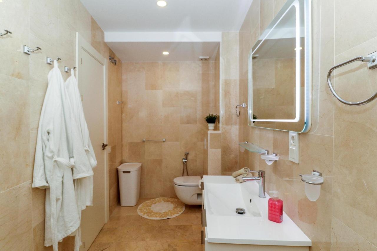 Appartamento Penthouse With Panoramic Views - Puerto Marina Benalmádena Esterno foto